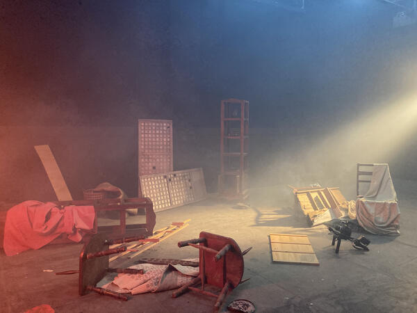 "Ang Pagliligtas Sa Dalagang Bukid" (2022), set &amp; production design